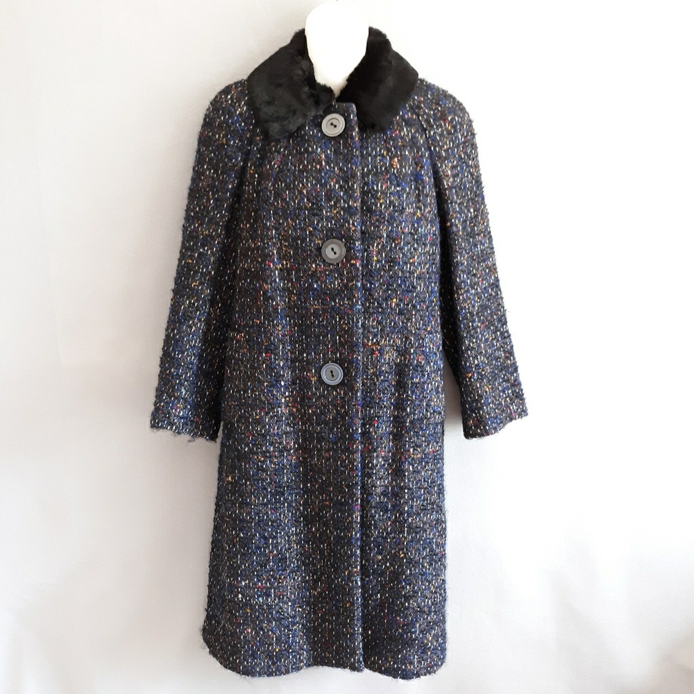 Vintage wool coat with fur collar